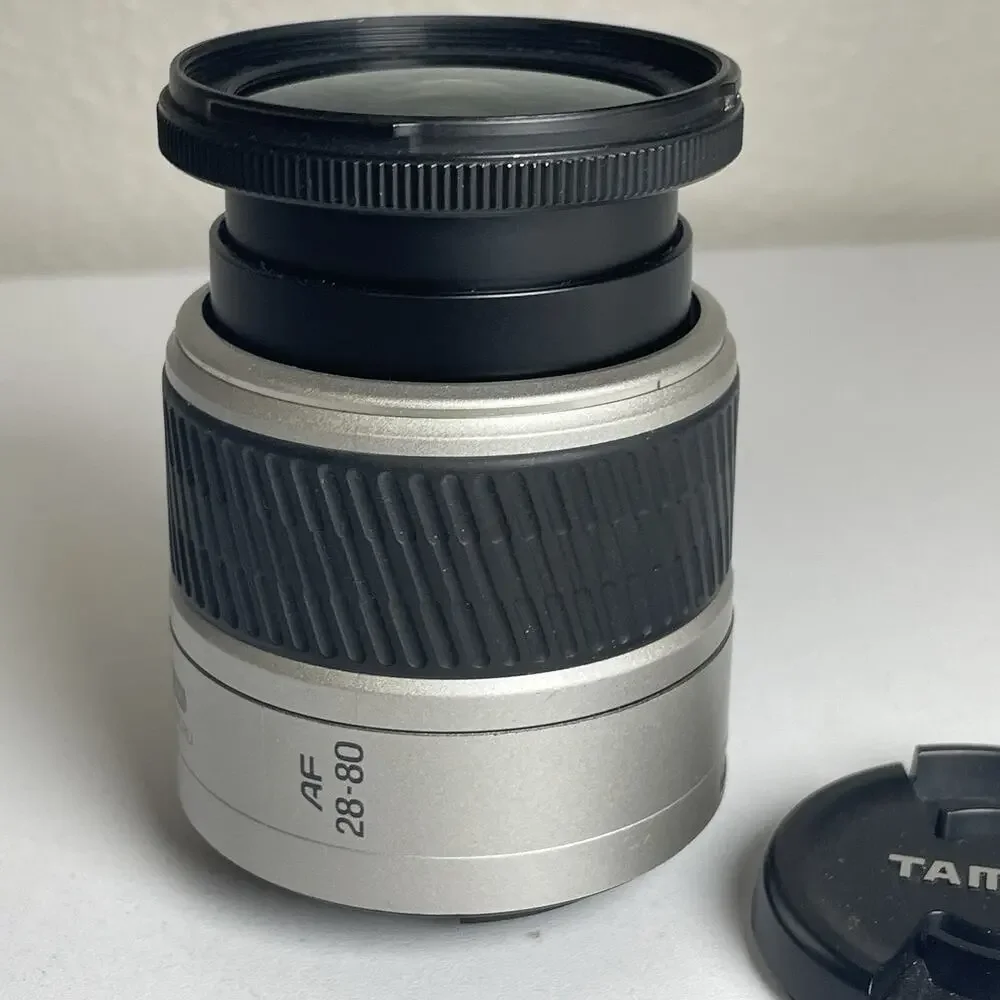 Minolta AF 28-80mm f/3.5-5.6 Macro Zoom Lens